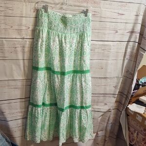 Chic Floral Green and White Maxi Skirt